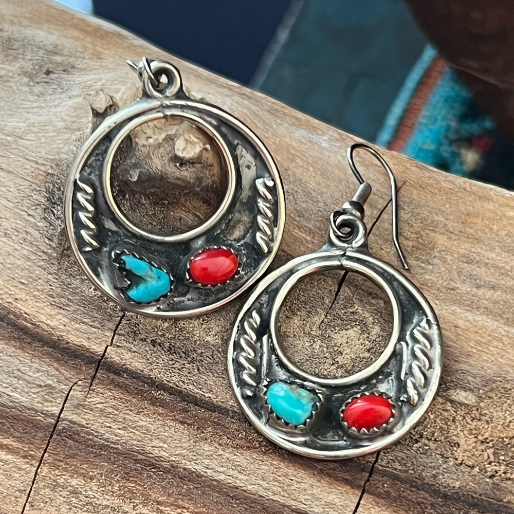 Vintage Native American Sterling Silver Turquoise Earrings - Picture 2 of 6